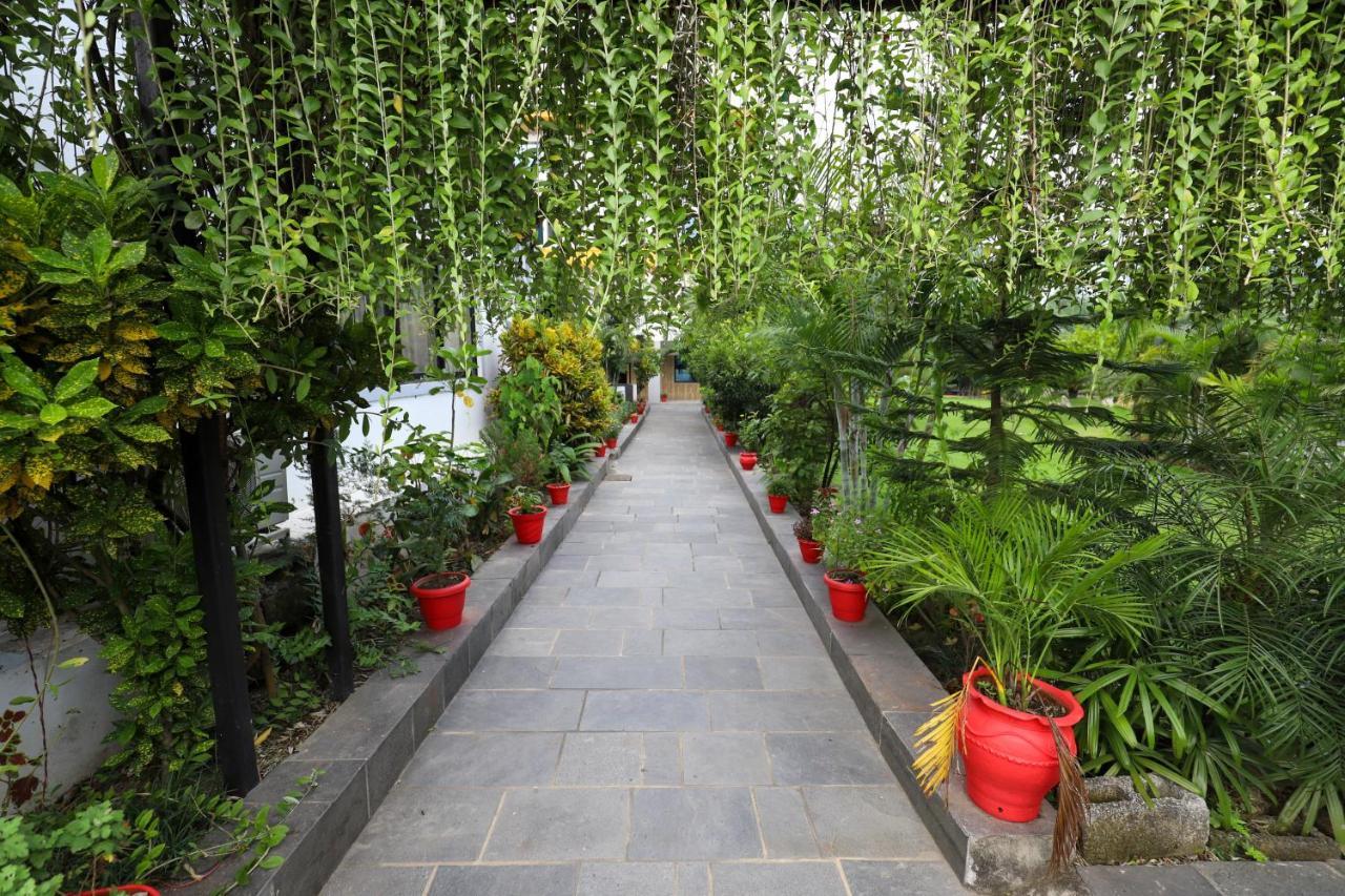 Siddhartha Riverside Resort, Chumlingtar Makaising 外观 照片